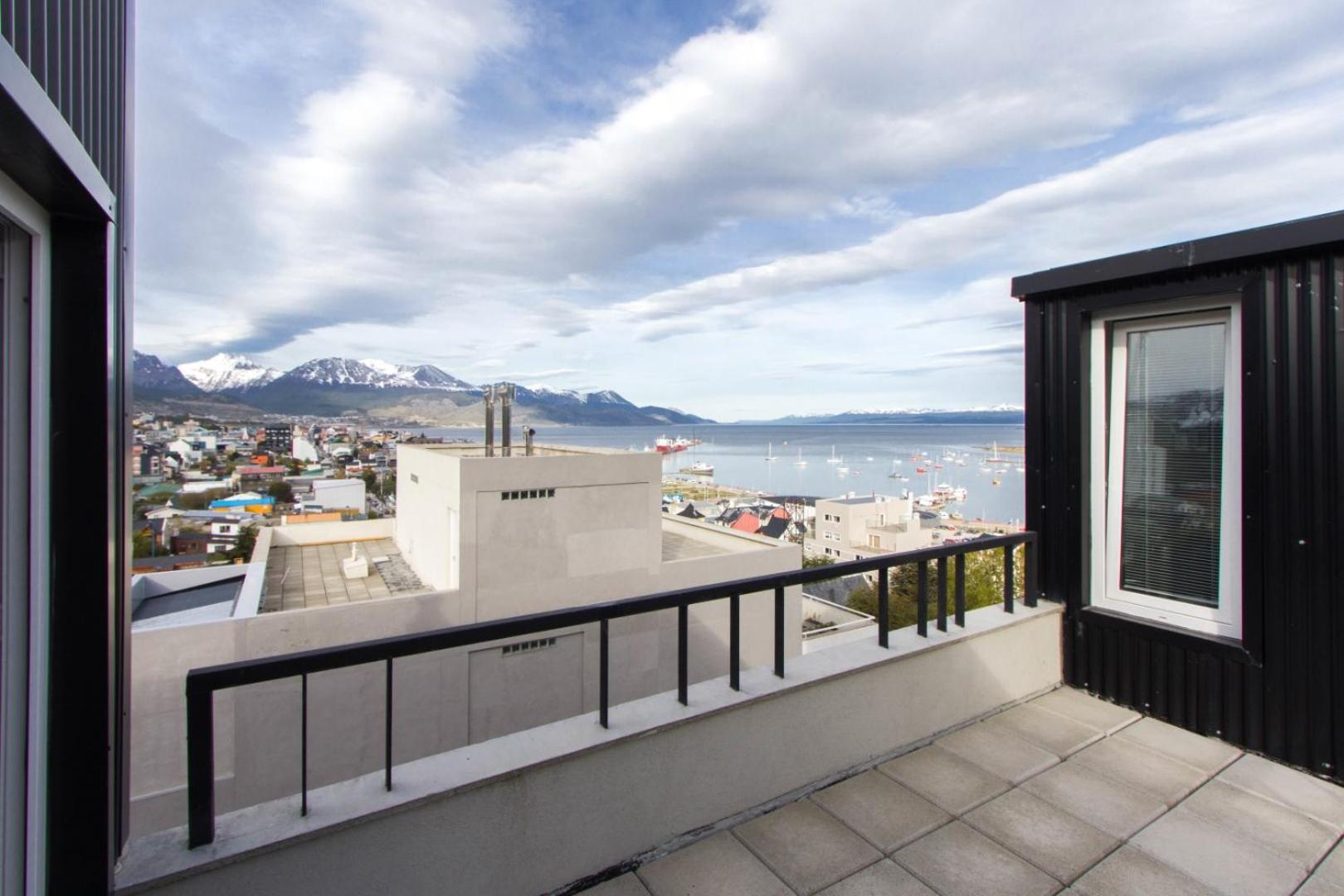 Gray Fox Apartments Deloqui อูซัวยา ภายนอก รูปภาพ