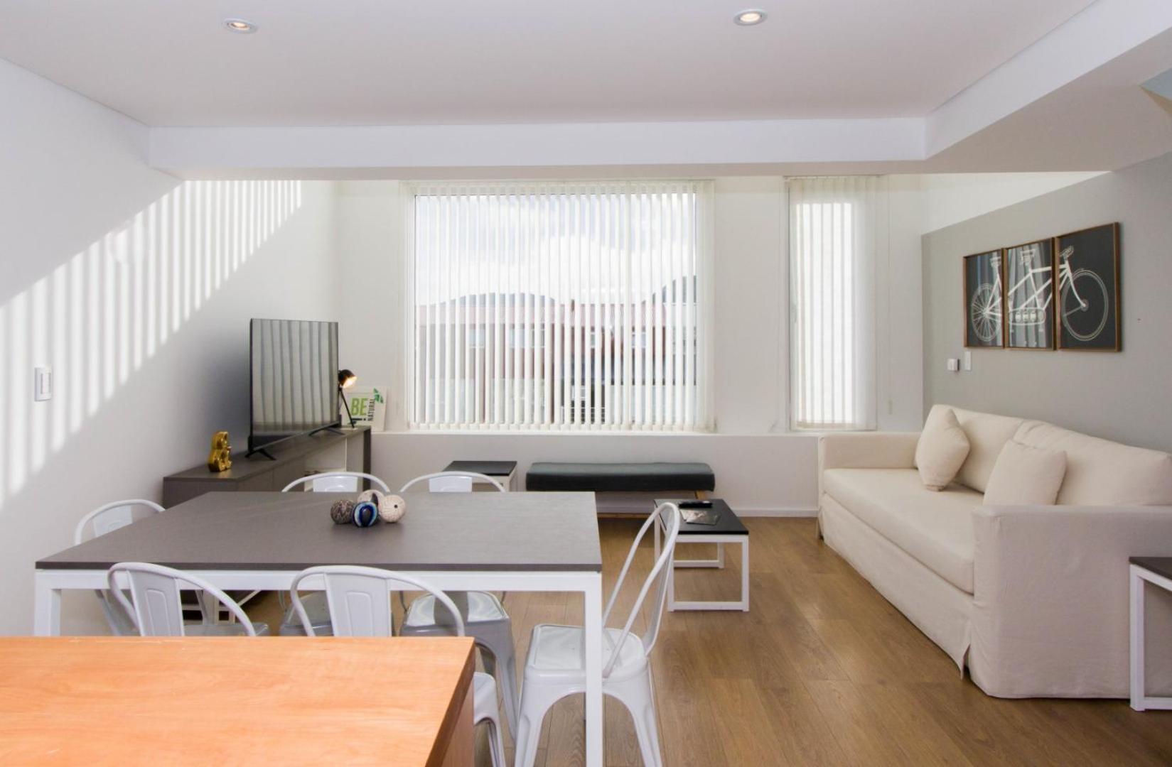 Gray Fox Apartments Deloqui อูซัวยา ภายนอก รูปภาพ