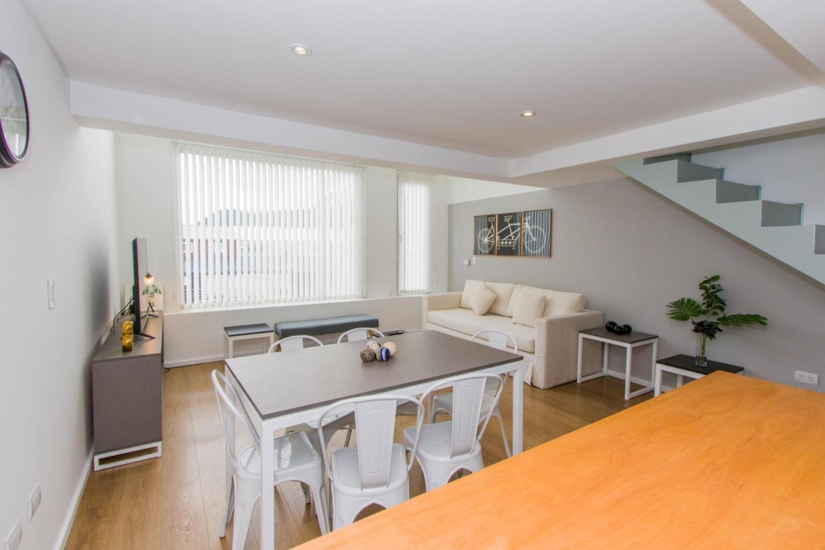 Gray Fox Apartments Deloqui อูซัวยา ภายนอก รูปภาพ