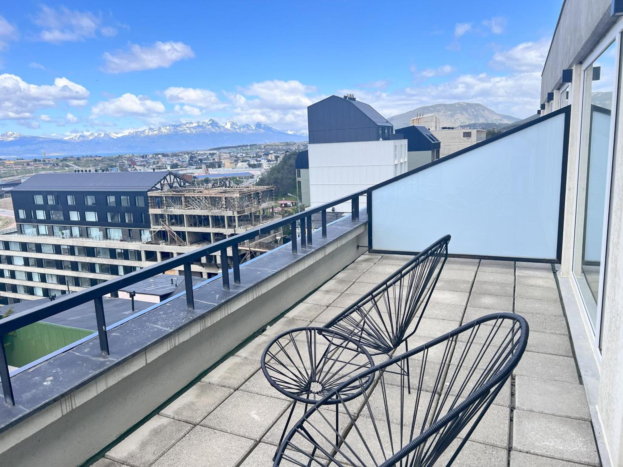 Gray Fox Apartments Deloqui อูซัวยา ภายนอก รูปภาพ
